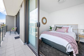 Perfect Penthouse - WiFi included Newcastle